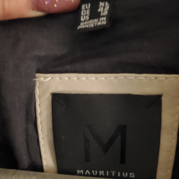 Genuine Leather XL Leather Jacket - Picture 6 of 10